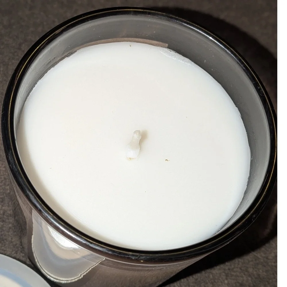 DW Home Lavender Chamomile Scented Candle 9oz Glass Jar Gold Trim Lid 5049 NEW